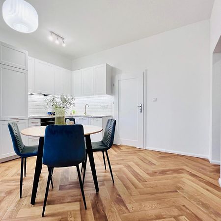 Apartamenty Kamienica Centrum - 1 Maja Lubiń Exteriér fotografie