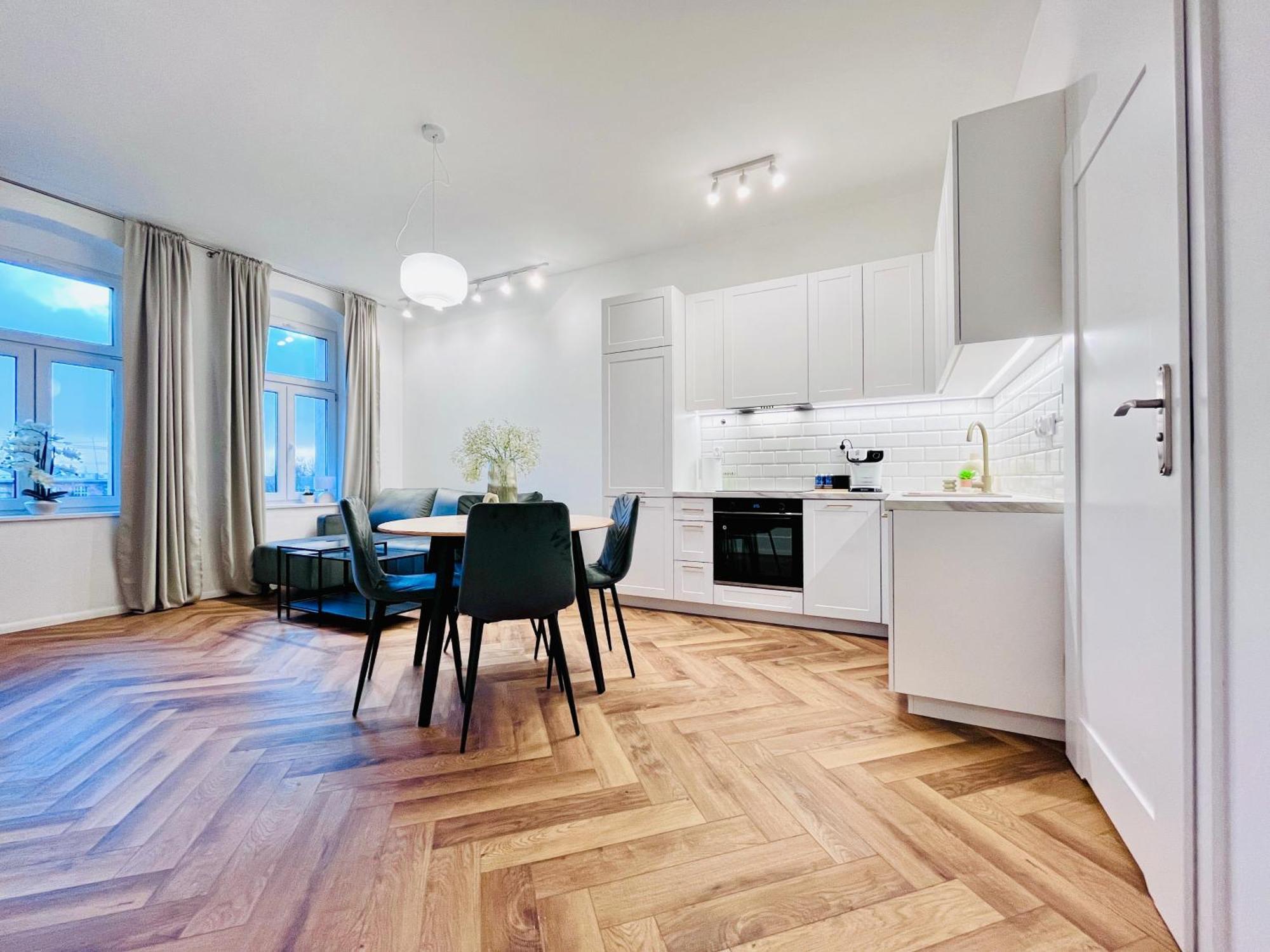 Apartamenty Kamienica Centrum - 1 Maja Lubiń Exteriér fotografie
